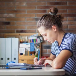 Relaxdays Portaoggetti Da Scrivania, 6 Scomparti, 2 Cassetti, Cancelleria Ufficio, Bambù, Studio, 26x33x13,5 Cm,Naturale -Ufficio E Casa 23754035 3