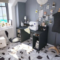 Dmora Scrivania Phoenix, Scrittoio Multifunzione Moderno Da Gaming, Tavolo Da Studio Porta PC E Porta CD, Tavolo Da Studio Con Ripiani, Cm 136x67h88, Antracite 10 Dmora Scrivania Phoenix, Scrittoio Multifunzione Moderno Da Gaming, Tavolo Da Studio Porta PC E Porta CD, Tavolo Da Studio Con Ripiani, Cm 136x67h88, Antracite -Ufficio E Casa 63754762 4